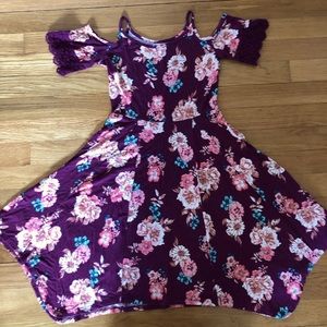 Girls Maroon cold shoulder dress with flowers